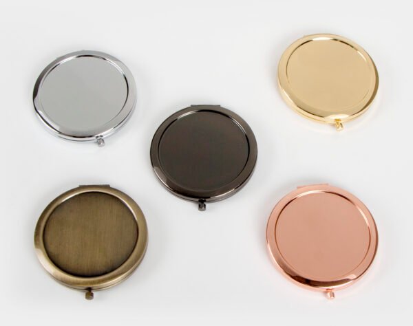 Get Your FREE Rose Gold Compact Mirror Sample