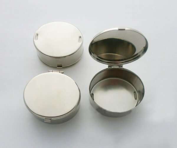 Customized oval metal pill box case