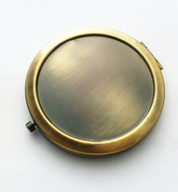 Get Your FREE Rose Gold Compact Mirror Sample